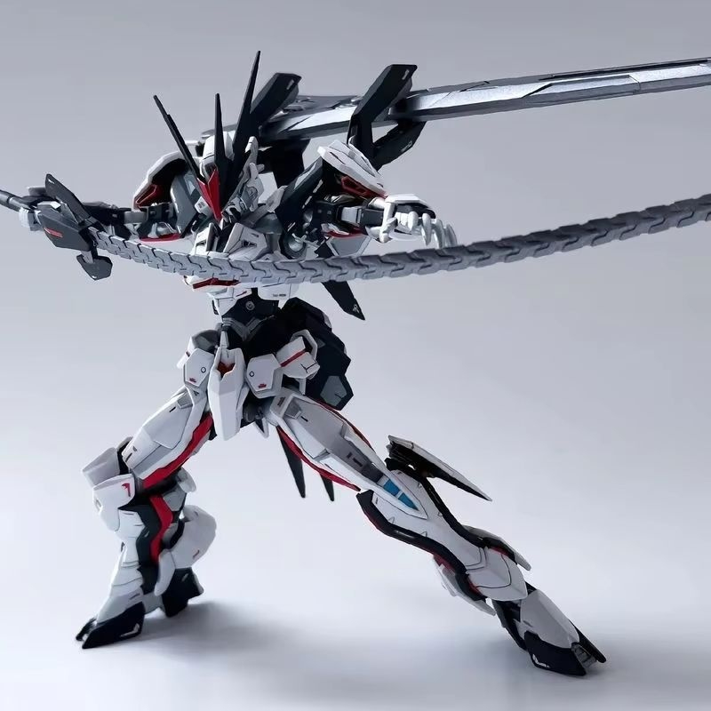 ฟิกเกอร์แอ็คชั่นสตาร์โมชั่นลอร - Model Kit Fire Lord บทวิจารณ์และราคา