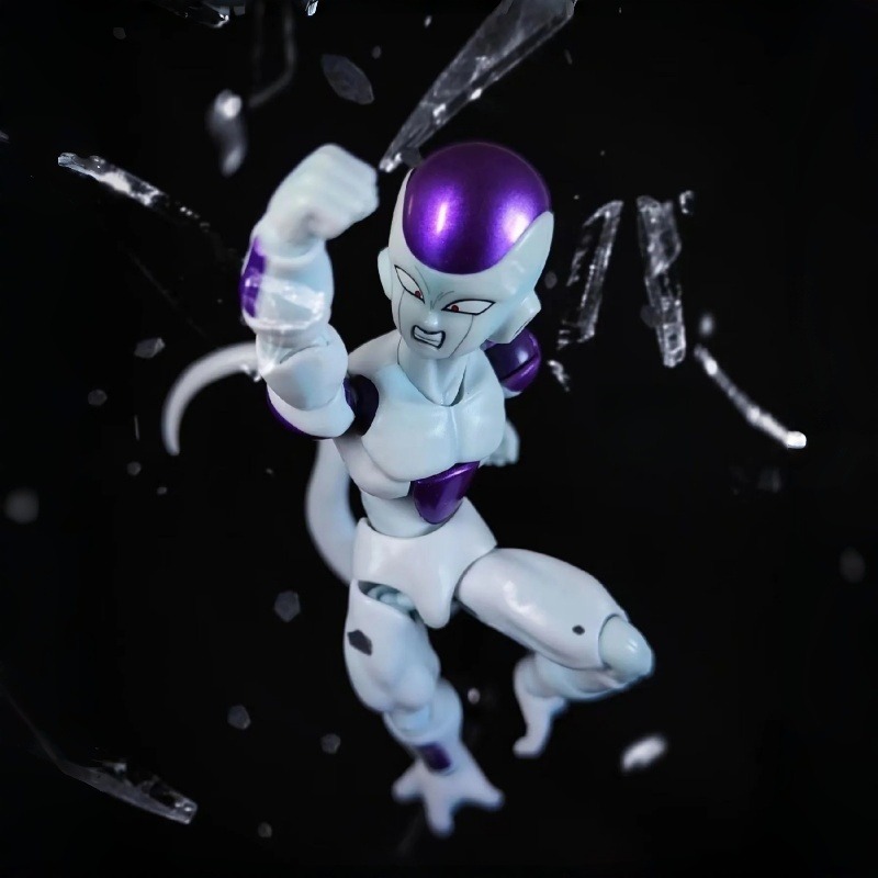 ของแท้จาก Bandai S.H.Figuarts  - Model Kit Frieza บทวิจารณ์และราคา