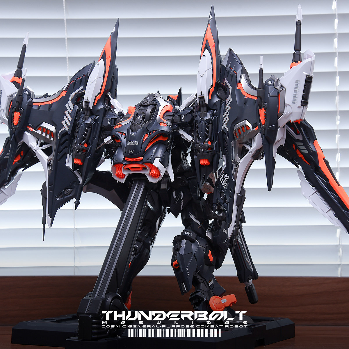 THUNDERBOLT MOBULIDAE 1/100 ขอ - Model Kit Infinite Dimension บทวิจารณ์และราคา